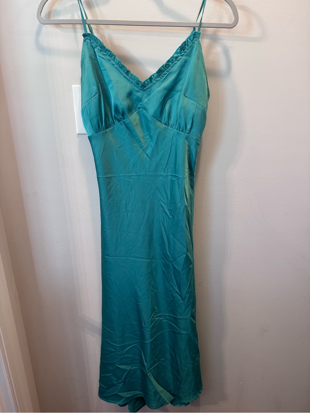 Japna V-Neck Slip Dress in Emerald Green, Medium